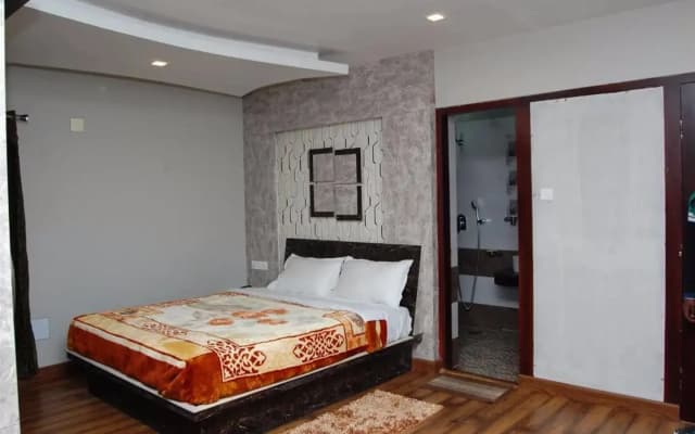 Hotel Sarkar Palace
