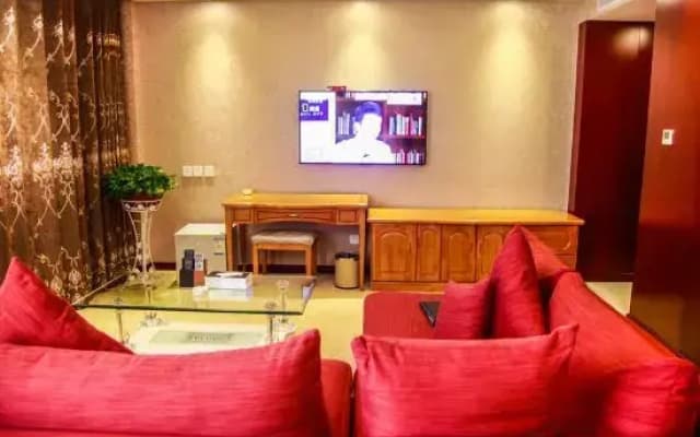 Yulian hotel
