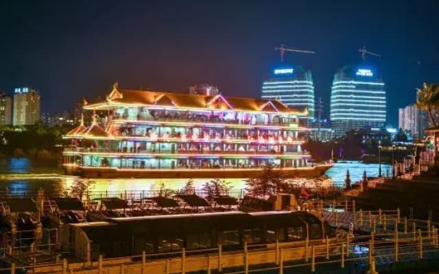 W Resort (Gaozhuang Star Night Market)