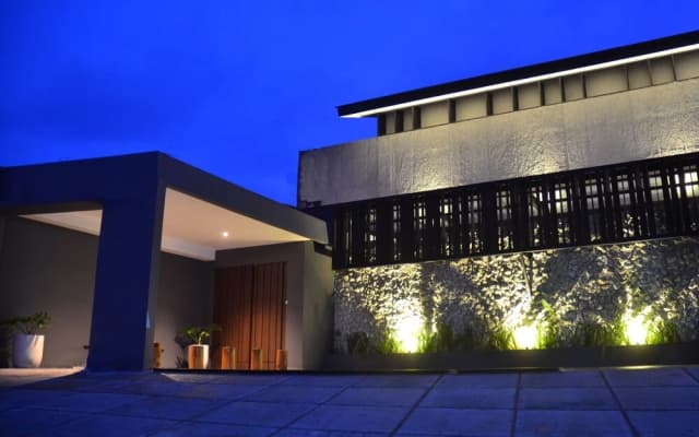 Greenhill Mountain City View 8BR Villa Heated Pool