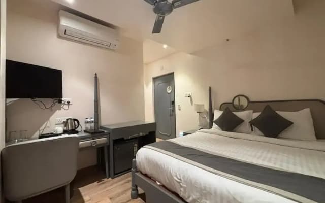 Hotel Metro Prime