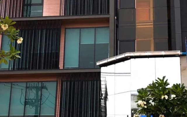 Polkadot Cafe Hotel