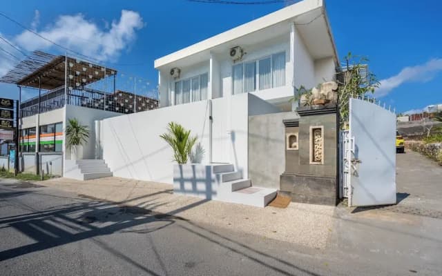 Dreamland Villa 1 Pool & Walk to Beach