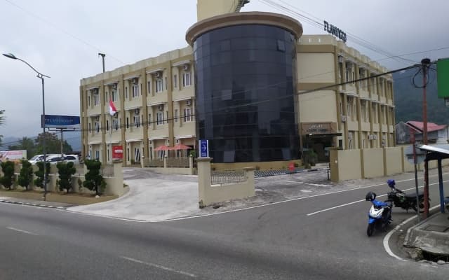 Hotel Rangkayo Basa Padang Panjang