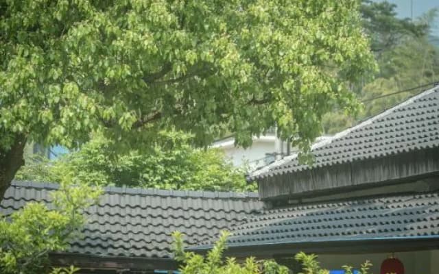 Floral Hotel·Moganshan Natural House Pet Hotel