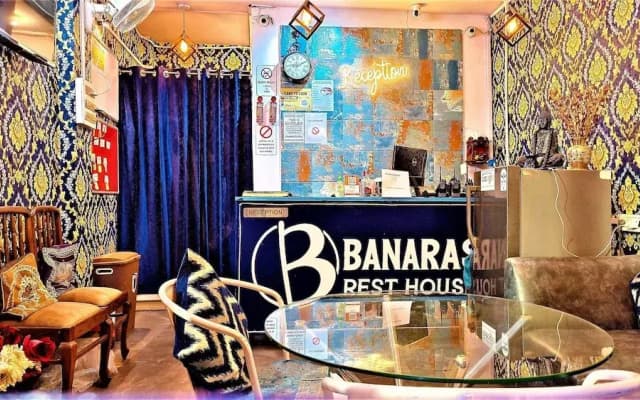Goroomgo Banaras Rest House Varanasi