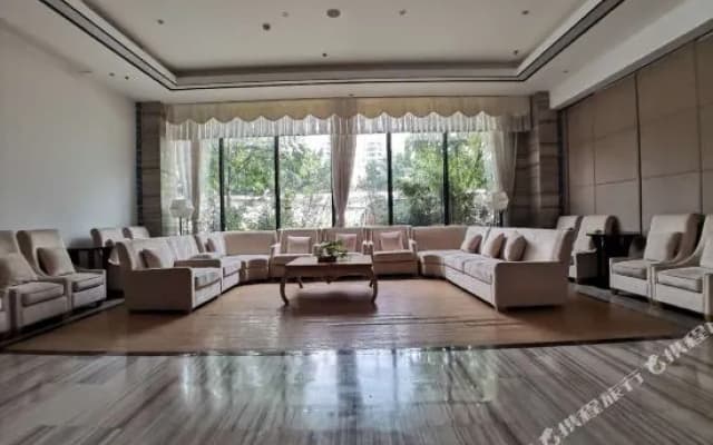 Rezen Select Nanning Kunming National High-tech Industry Development Zone Hotel