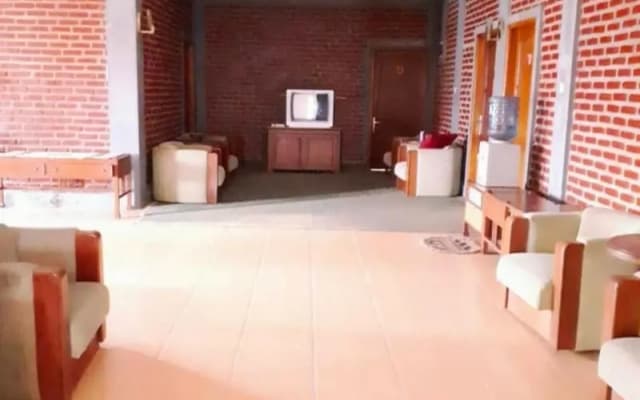 Villa Orange Lembang Pengkolan By Zuzu
