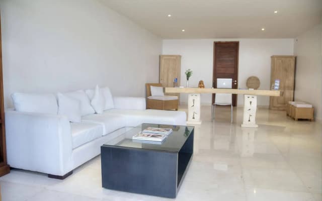 Kokomo Resort Gili Gede