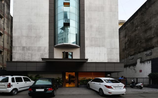 Click Hotel Vadodara