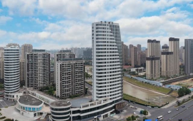 JI Hotel (Yichun Railway Station)