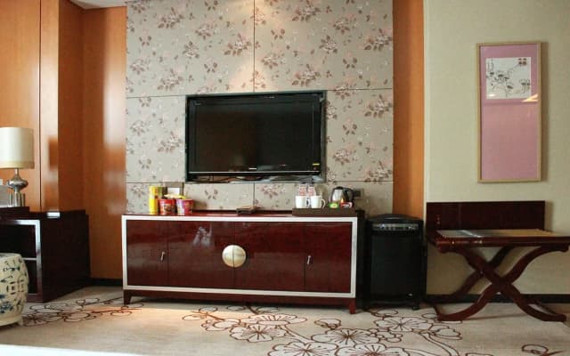 Zhangjiagang Zhonglian GDH International  Hotel