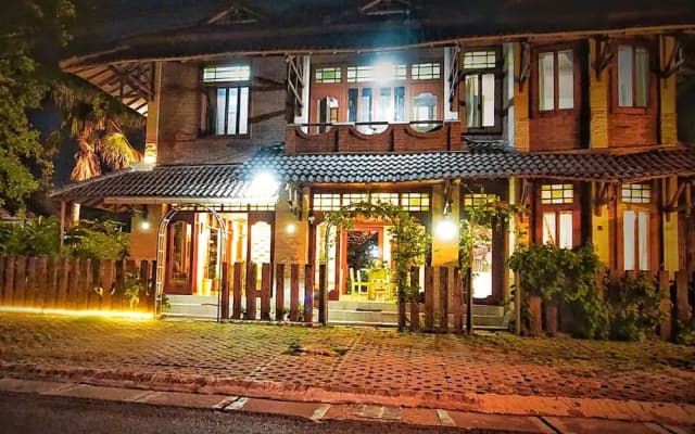 Tripletree Arys Garden Hotel