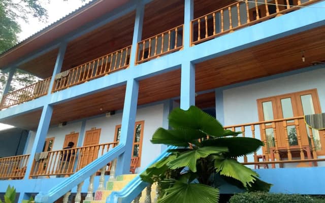 Sea Breeze Resort