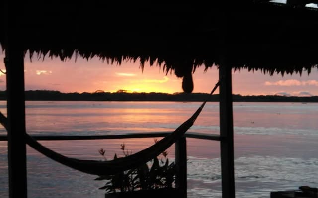 Cabaña Flotante Kurupira