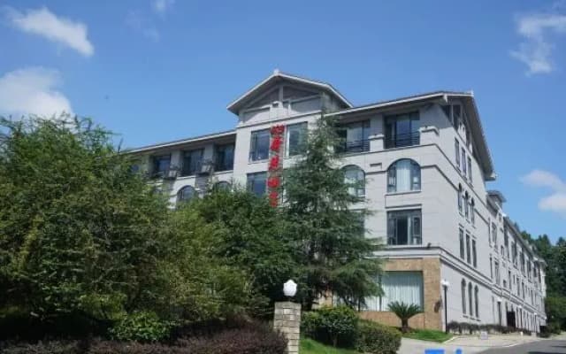 Lotus Hotel