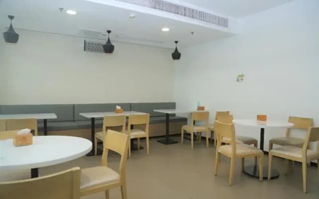 Hanting Premiun Hotel Huai'an Zhou'enlai Memorial