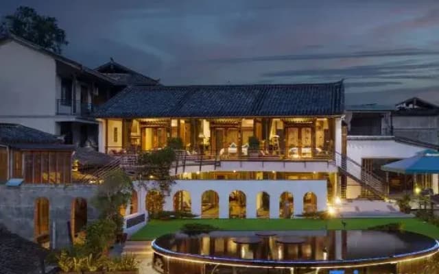 Hetang Zhenmei Panoramic Holiday Inn