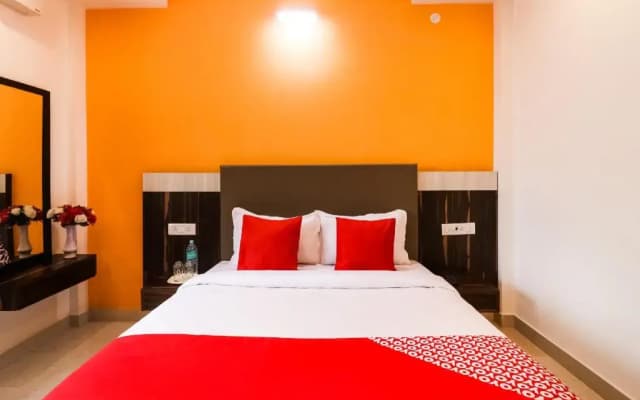 M M Park Inn by OYO Rooms