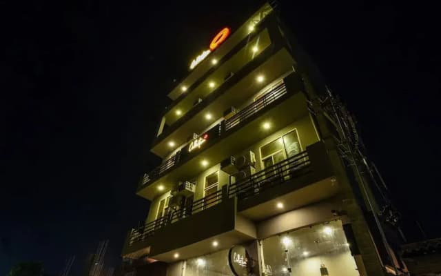 Collection O 41988 Ashok Lane