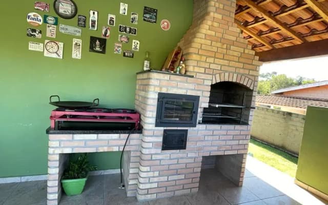 Linda Chacará Com Piscina Climatizada