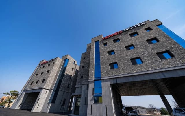 Pyeongtaek Hermes Hotel