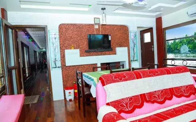 Double Decker Houseboat