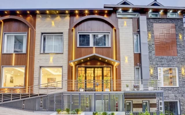 Alaya Stays Serene Woods Hotel Near Mall Road