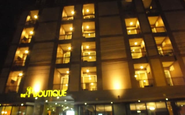CAPITAL O 1102 The SP Boutique