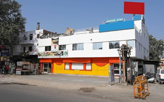 OYO 10609 Hotel Jodhpur Royals
