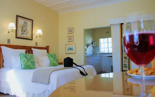 Sweet Thorn Tree Spacious Cottage for 2 People With Great Terrace!