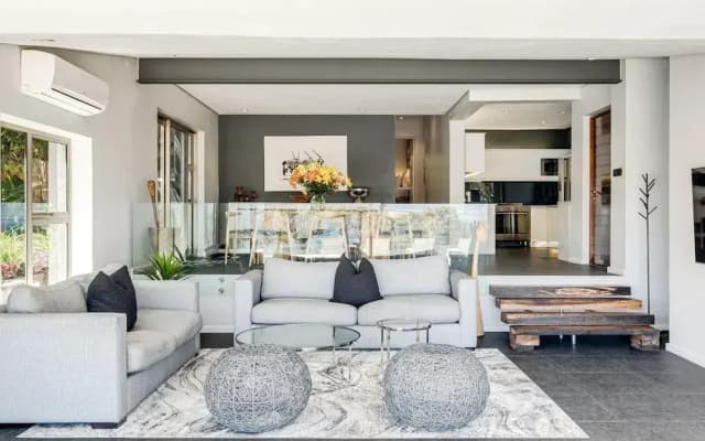 Ocean View Camps Bay 5bed Villa w Pool Valtameri