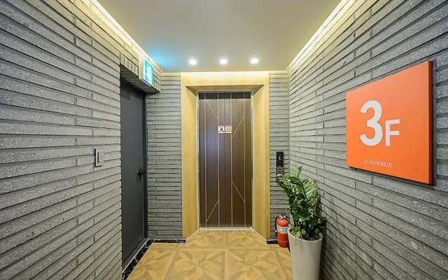 Mokpo H Avenue Hotel Peace Plaza