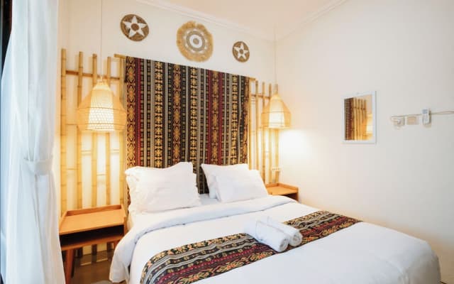 Villa New D'Bamboo by Plesirhatiyogja