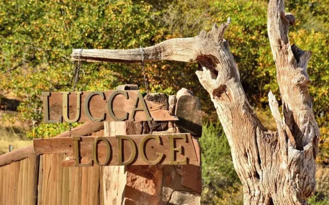 Lucca Lodge