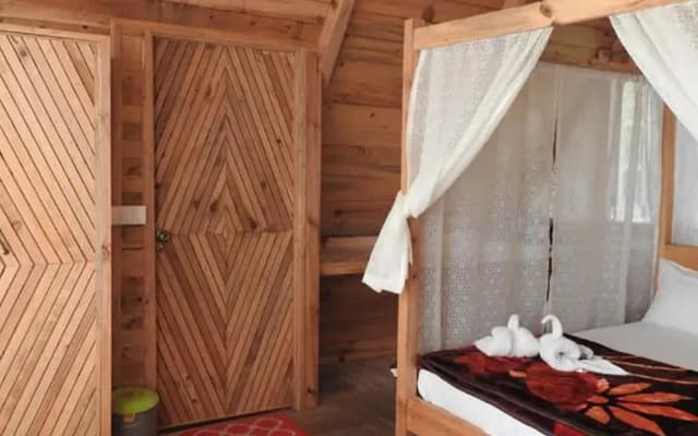 Chirpingi Birdz Resort