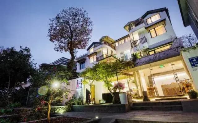 Qingtai Boutique Hostel (Hangzhou Leifeng Tower)