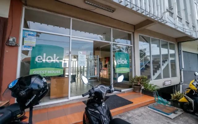 Elok Guest House By RedDoorz