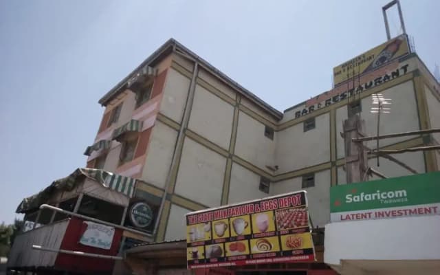 Maureen's Hotel