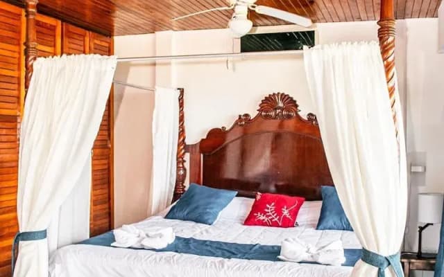Manuel Antonio Inn