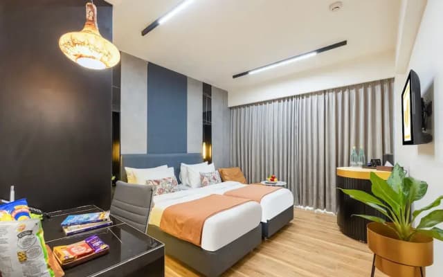 Hotel Limon Sector 45 Gurgaon