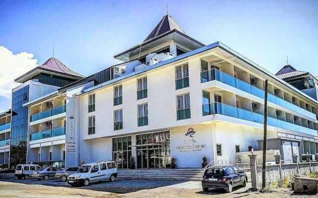 Cetin Prestige Resort