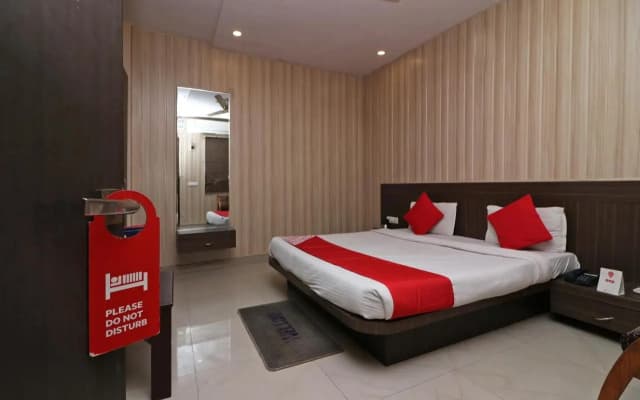 Hotel Ganga Palace