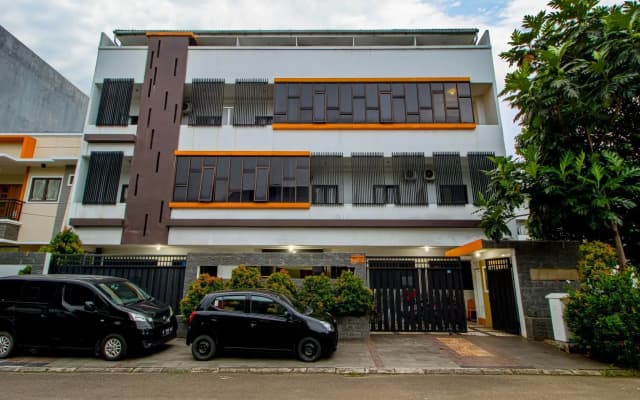 Aira Rooms Anggrek Serat BSD