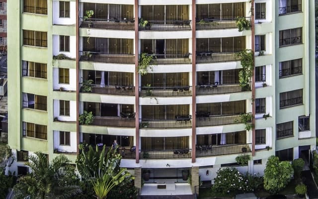 Eldon Suites & Apartment Hotel