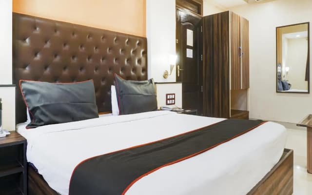 Collection O 74380   Hotel Span Executive