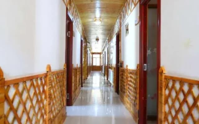 Xuegu Xinfu Guest House