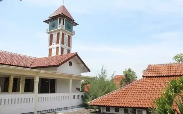 Guest House Eboni Madiun