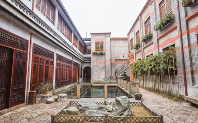 Floral Hotel Huzhou Shenanxun Chenxiang