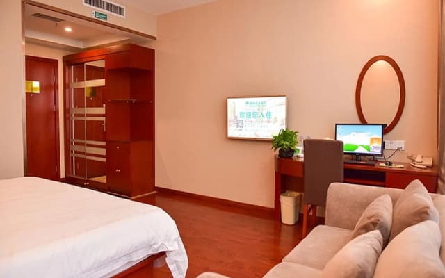 GreenTree Inn BaoDing Xiong county XiongZhou Road Express Hotel